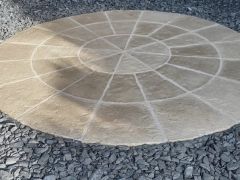 Olde York 2.7m Circle Patio Kit - Worn Limestone