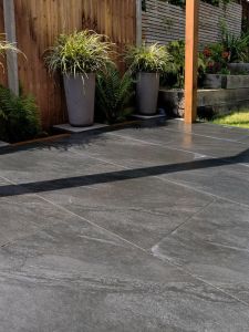 Anthracite Black, 20mm Porcelain Paving SAMPLE